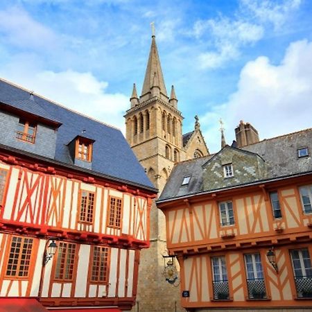 Studio Tout Confort Avec Vue Cathedrale A St Patern Vannes-Centre Apartman Kültér fotó